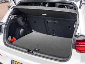Volkswagen Golf thumbnail 19
