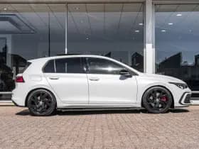 Volkswagen Golf thumbnail 3