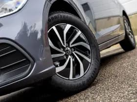 Volkswagen Polo thumbnail 36
