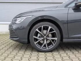 Volkswagen Golf thumbnail 12