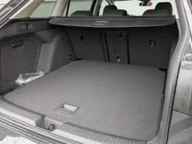 Volkswagen Golf thumbnail 16