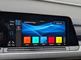 Volkswagen Golf thumbnail 32