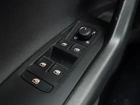 Volkswagen Polo thumbnail 24