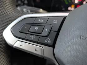 Volkswagen Golf thumbnail 29