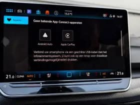 Volkswagen Golf thumbnail 31