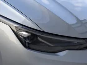 Volkswagen Golf thumbnail 36