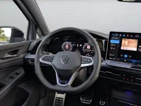 Volkswagen Golf thumbnail 42