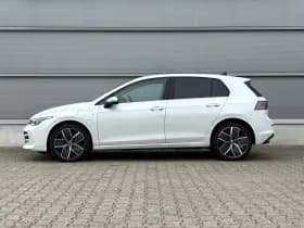 Volkswagen Golf thumbnail 12