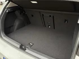 Volkswagen Golf thumbnail 17