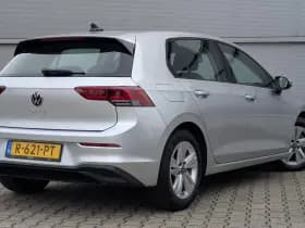 Volkswagen Golf thumbnail 2