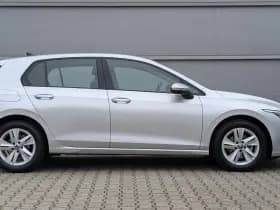Volkswagen Golf thumbnail 3