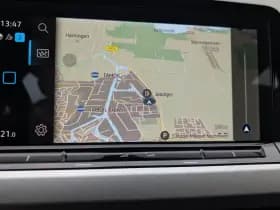 Volkswagen Golf thumbnail 25
