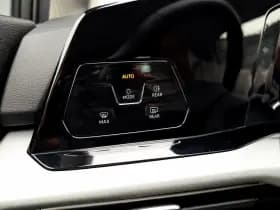 Volkswagen Golf thumbnail 30