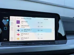 Volkswagen Golf thumbnail 37