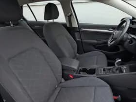 Volkswagen Golf thumbnail 14