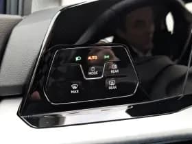 Volkswagen Golf thumbnail 29