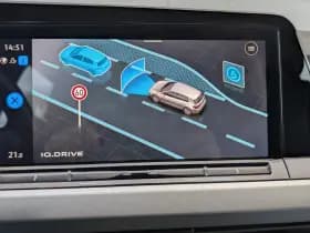 Volkswagen Golf thumbnail 35