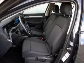 Volkswagen Golf thumbnail 4