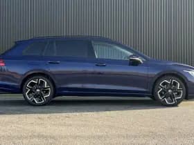 Volkswagen Golf thumbnail 3