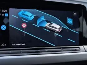 Volkswagen Golf thumbnail 36