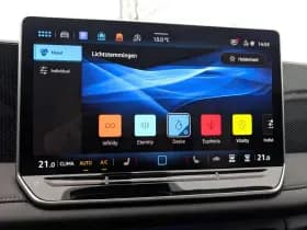 Volkswagen Tiguan thumbnail 37