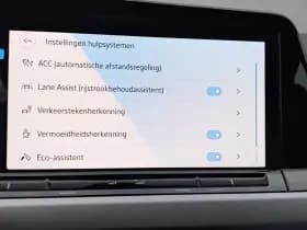 Volkswagen Golf thumbnail 36
