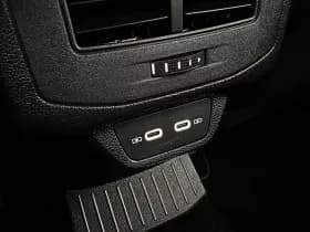 Volkswagen T-Roc thumbnail 19
