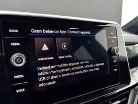 Volkswagen T-Roc thumbnail 31