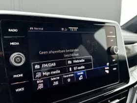 Volkswagen T-Roc thumbnail 40