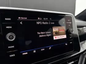 Volkswagen T-Roc thumbnail 41