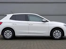 Škoda Fabia thumbnail 3