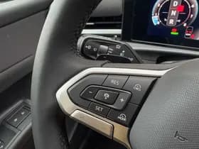 Volkswagen T-Roc thumbnail 19
