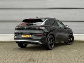 Volkswagen T-Roc thumbnail 3