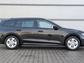 Škoda Octavia thumbnail 3