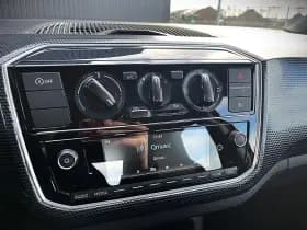Volkswagen Up! thumbnail 24