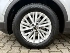 Volkswagen T-Roc thumbnail 13