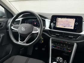 Volkswagen T-Roc thumbnail 5