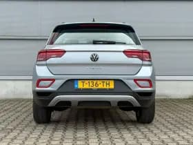 Volkswagen T-Roc thumbnail 10
