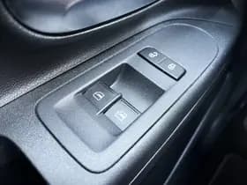 Volkswagen Up! thumbnail 18