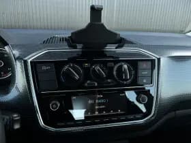 Volkswagen Up! thumbnail 23