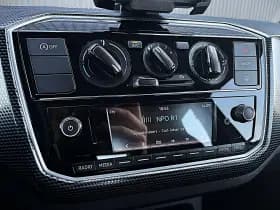 Volkswagen Up! thumbnail 24