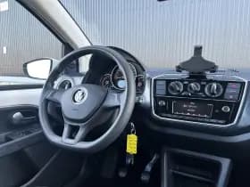 Volkswagen Up! thumbnail 25