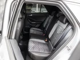Volkswagen T-Roc thumbnail 16