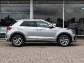Volkswagen T-Roc thumbnail 3