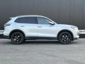 Volkswagen Tiguan thumbnail 4