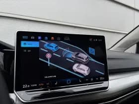 Volkswagen Golf thumbnail 25