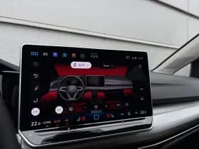 Volkswagen Golf thumbnail 36