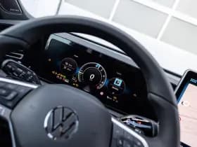 Volkswagen Tiguan thumbnail 33