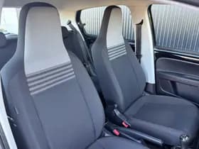 Volkswagen Up! thumbnail 14