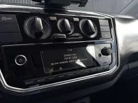 Volkswagen Up! thumbnail 27